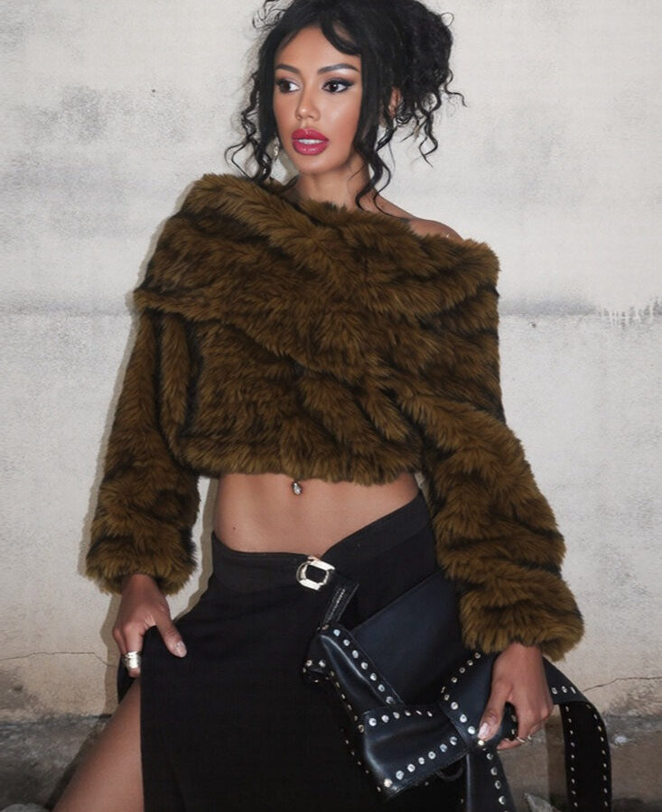 Chic Solid Furry Thick Off-shoulder Coat